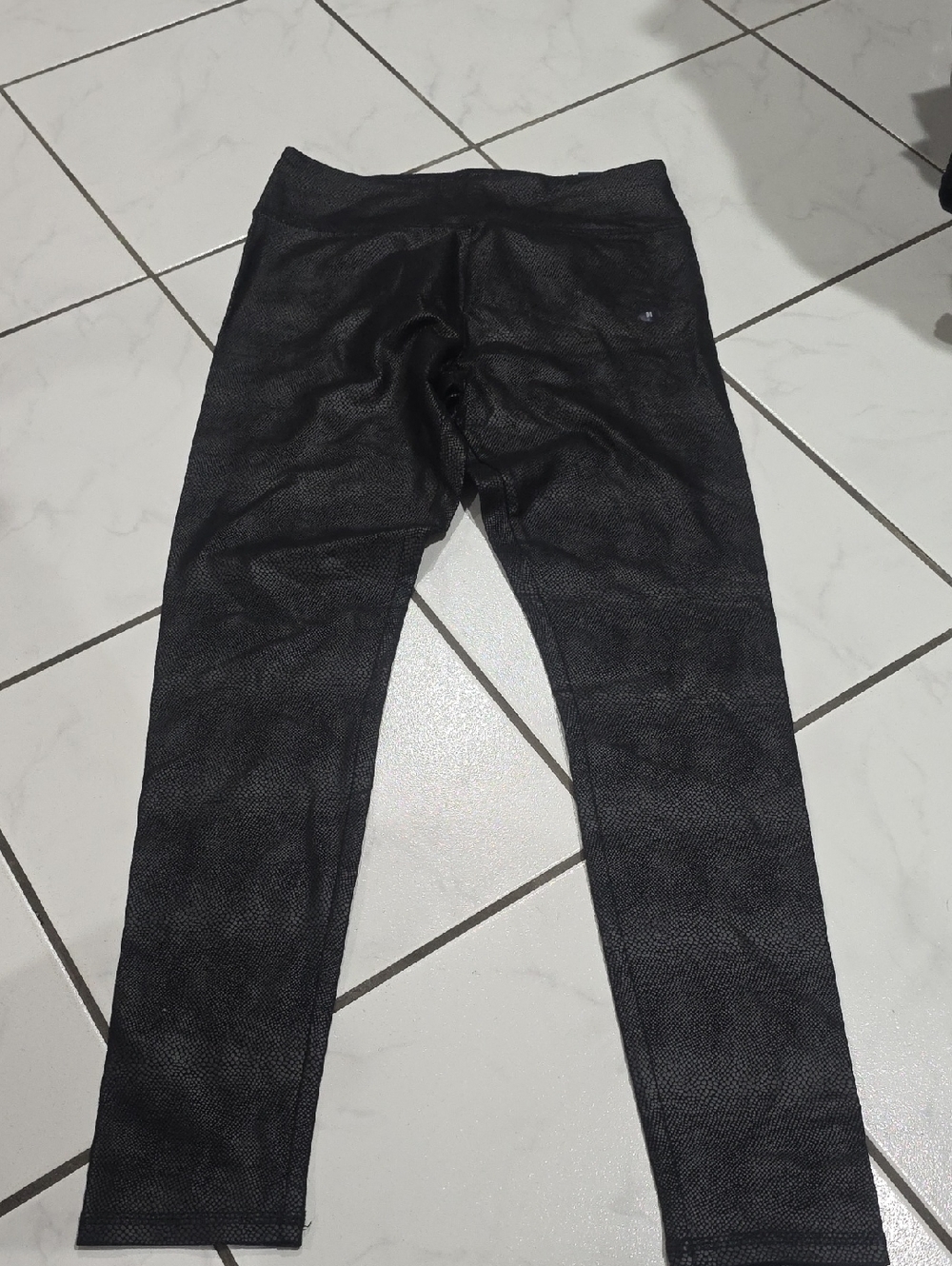 Hollister Black Snake-Textured High Waist Leggings